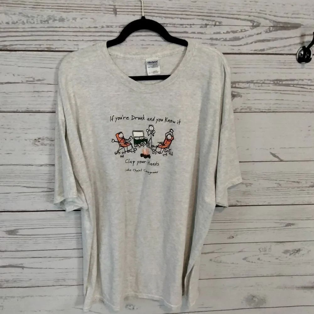 "Gildan" woman's T-shirt